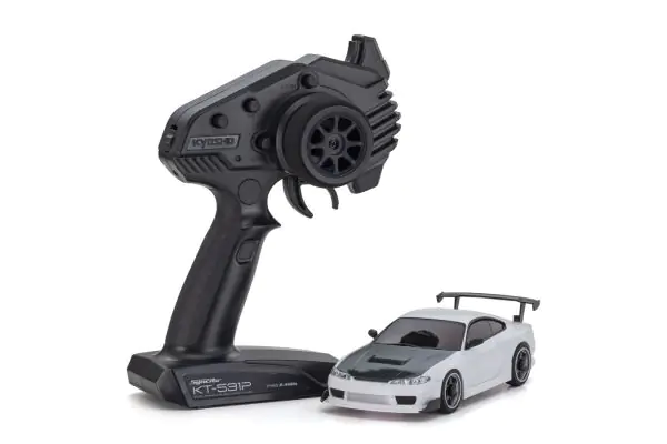 【送料無料】32647W ミニッツAWD 日産 シルビア S15 equipped with GTウイング ホワイト