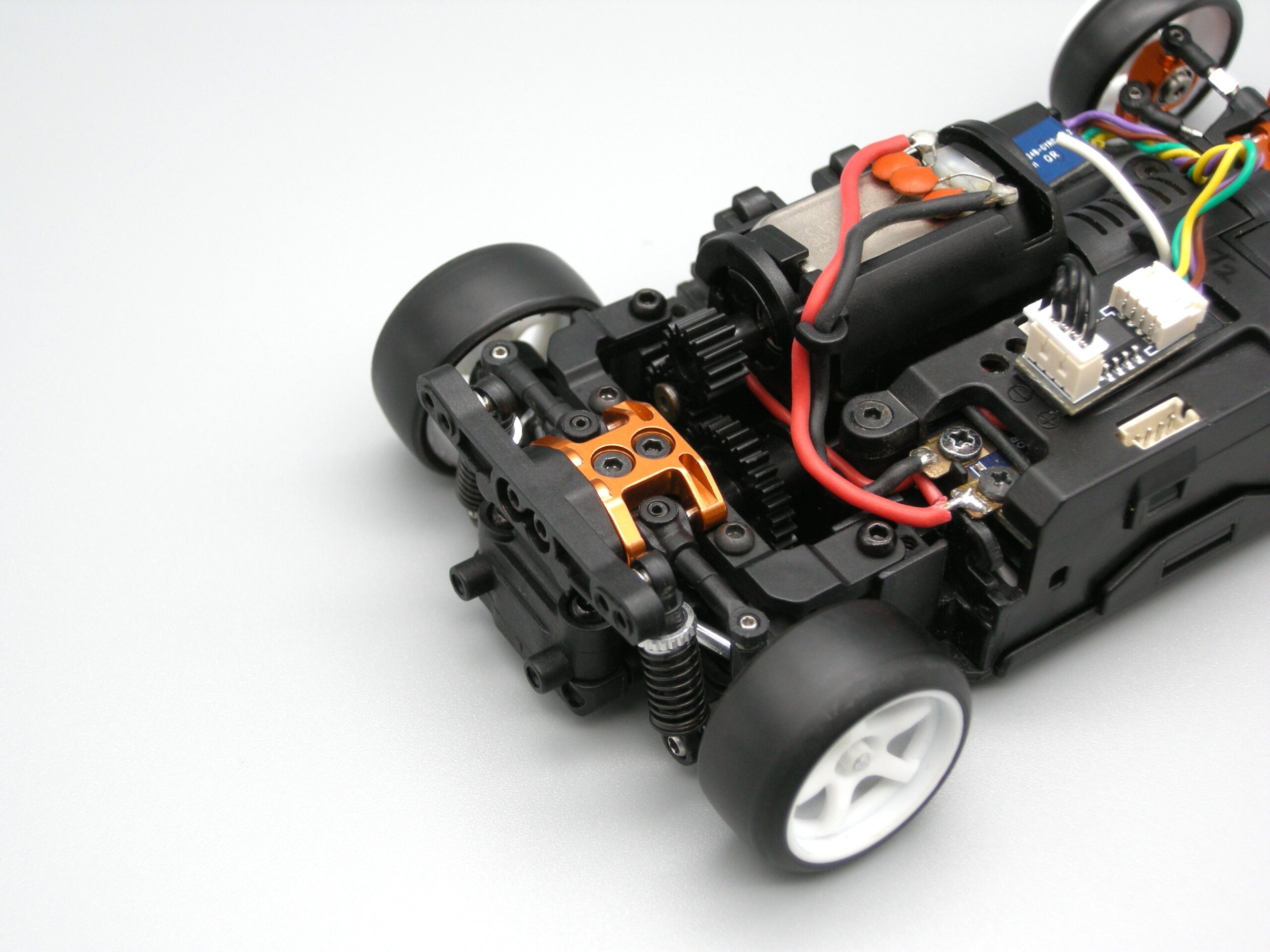 MRD-OP017 Alloy Rear Upper Suspension Holder / アロイリヤアッパーサスホルダー - Image 3