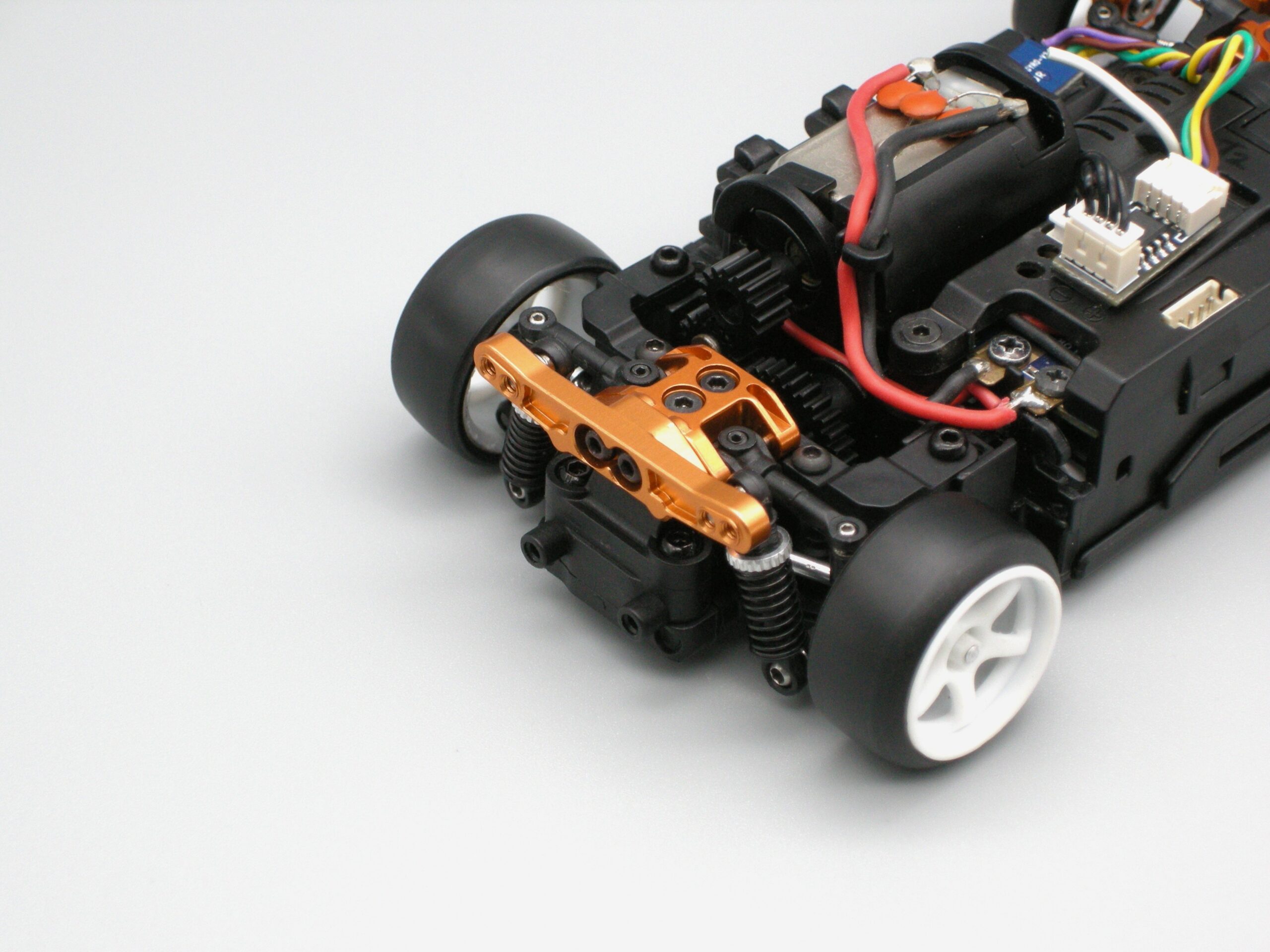 MRD-OP017 Alloy Rear Upper Suspension Holder / アロイリヤアッパーサスホルダー - Image 4