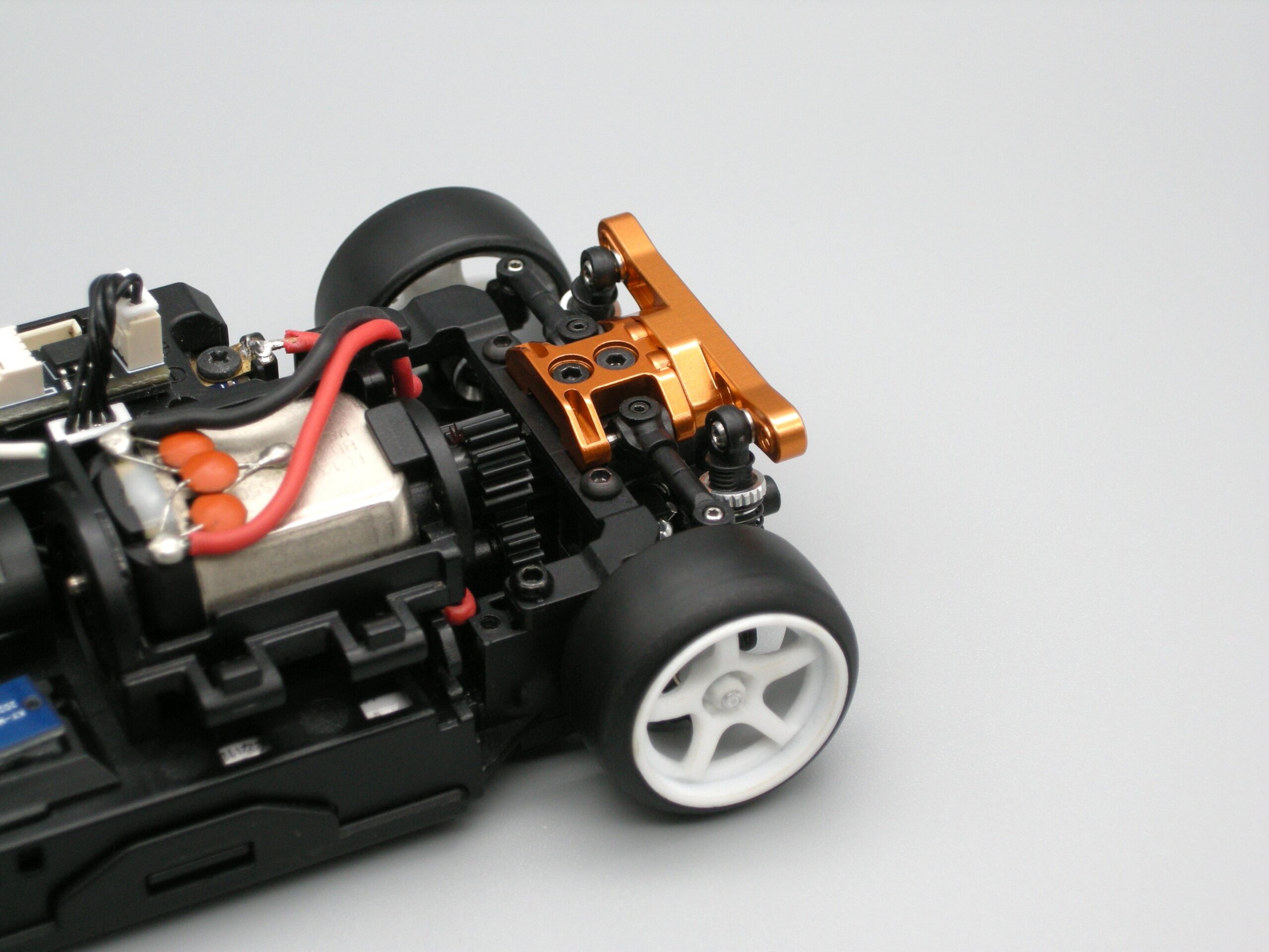 MRD-OP017 Alloy Rear Upper Suspension Holder / アロイリヤアッパーサスホルダー - Image 5