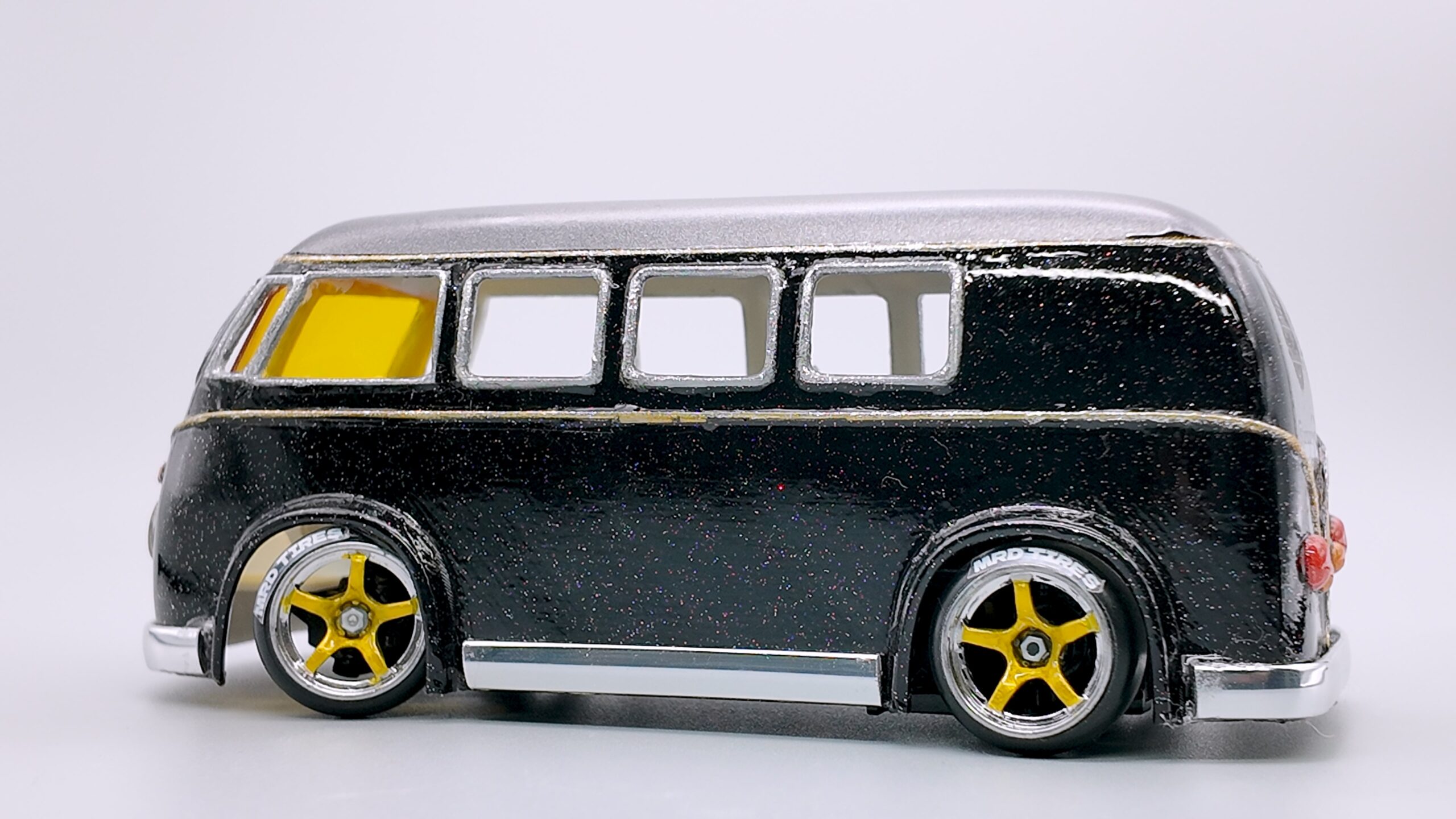 【Sold Online Only / オンライン専用】M BUS Body for MRD - Image 12