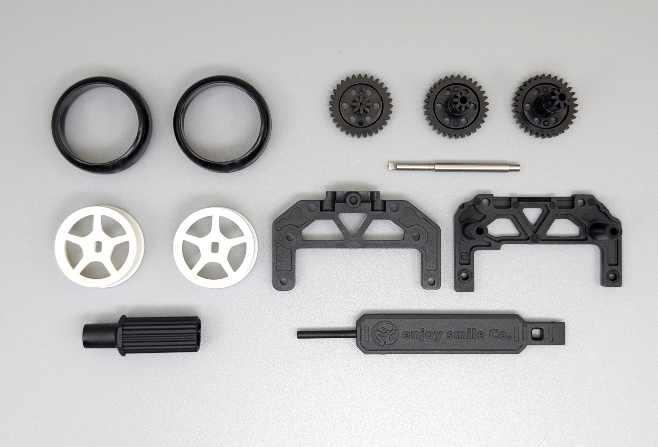MRD RTDシャシー&送信機セットの付属品