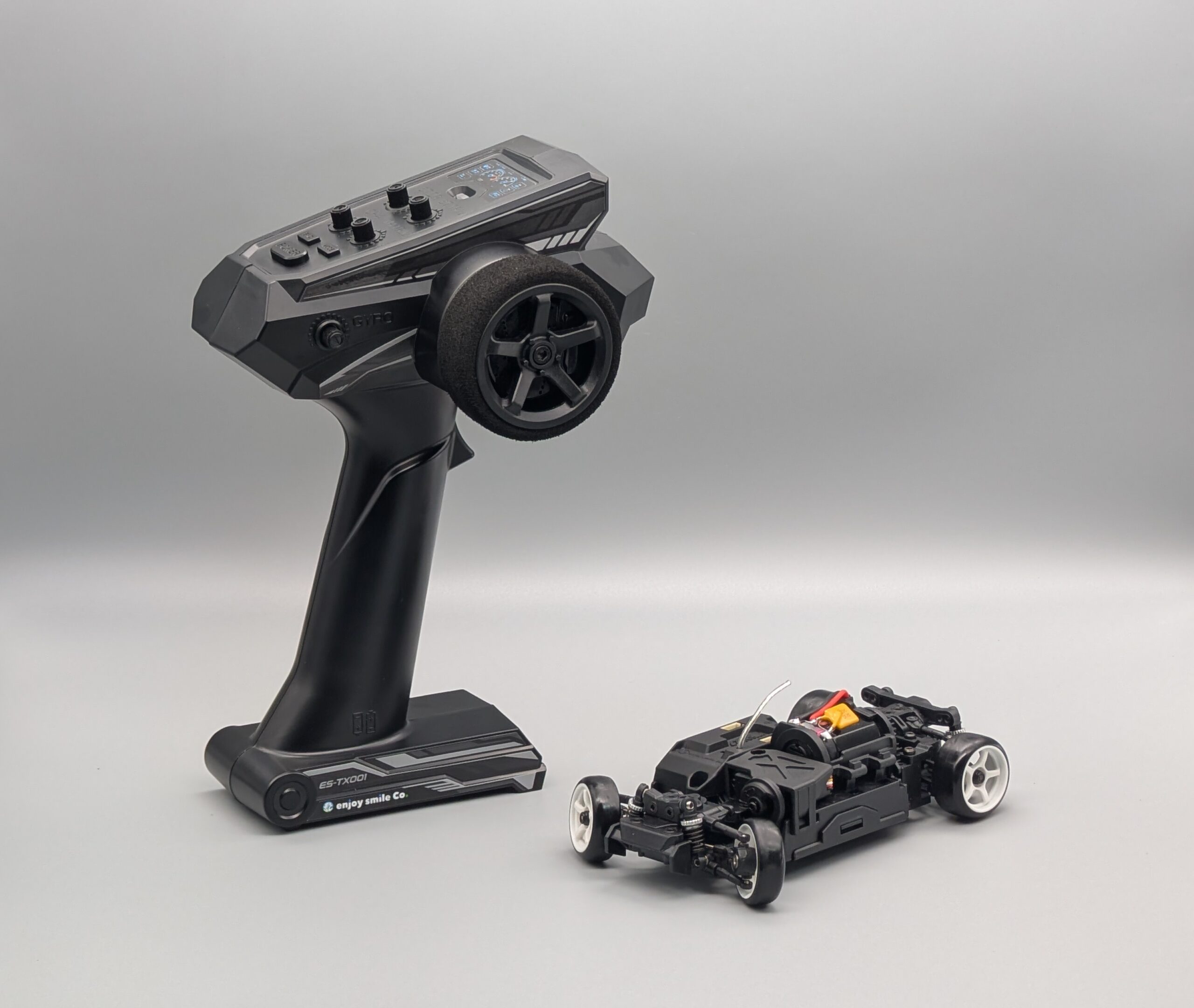 MRD RTDの組み立て済みシャシーとES-TX001送信機