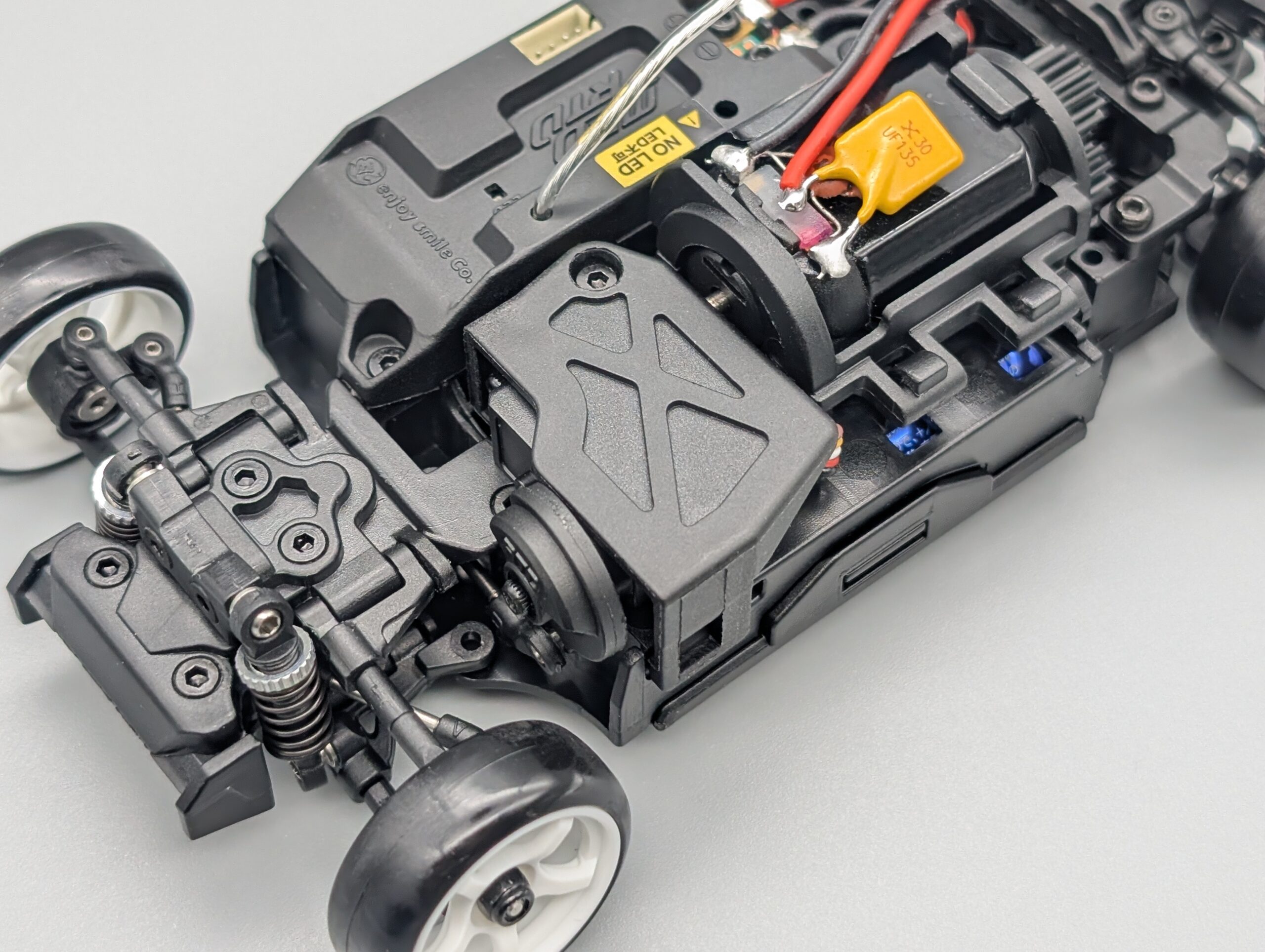 MRD RTD専用の5ワイヤー式ステアリングサーボ